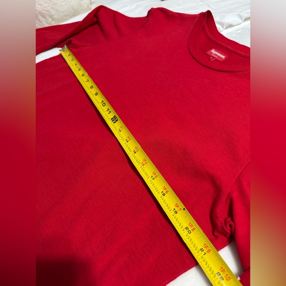 Supreme - Picture 4 of 5